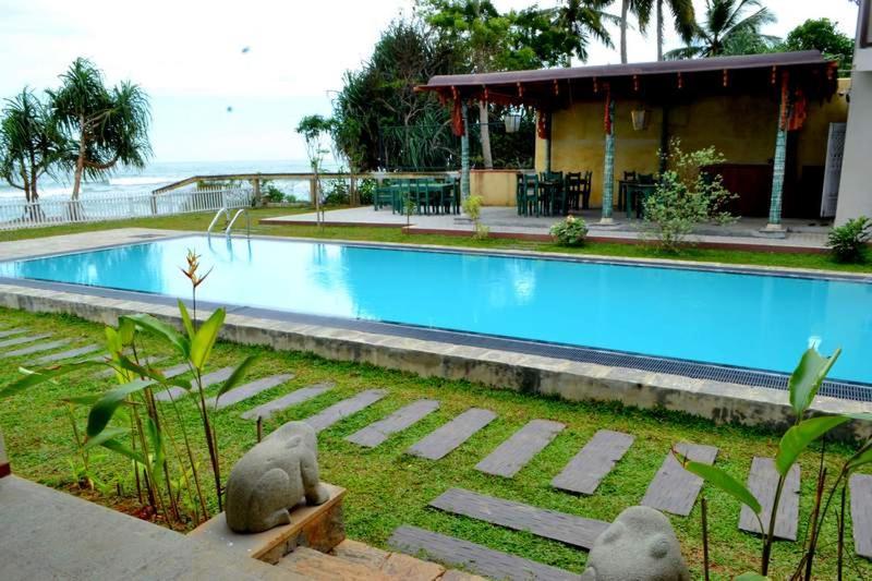 Guru Beach Resort تانجالي المظهر الخارجي الصورة