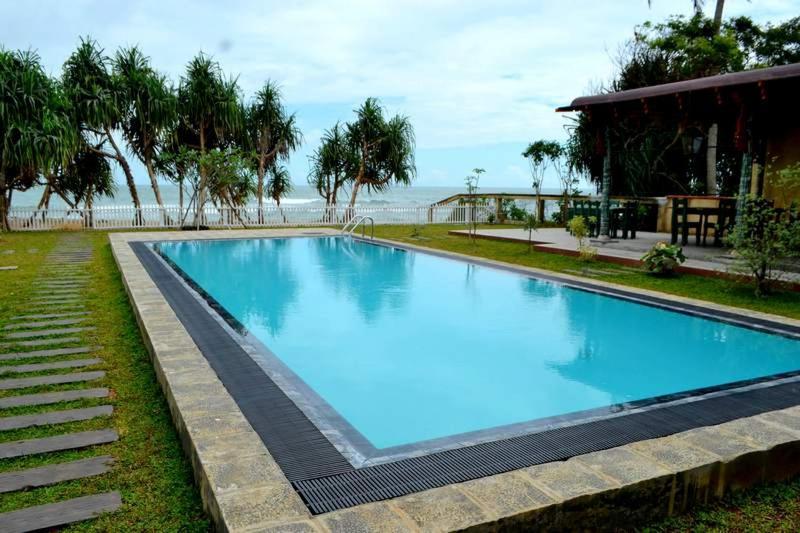 Guru Beach Resort تانجالي المظهر الخارجي الصورة